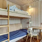 Emiljan - 400m From The Sea By Interhome